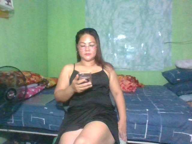 LUCKYME22 live cam on BongaCams