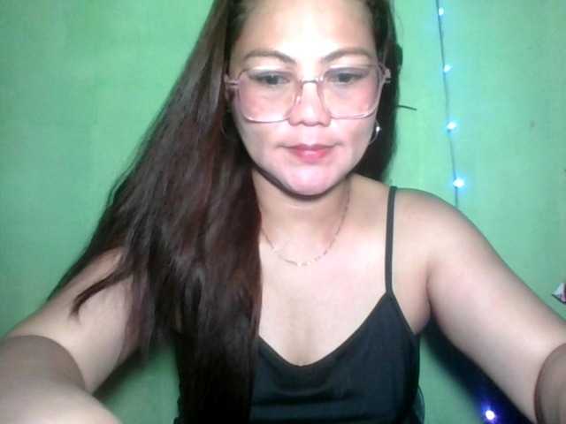 LUCKYME22 live cam on BongaCams