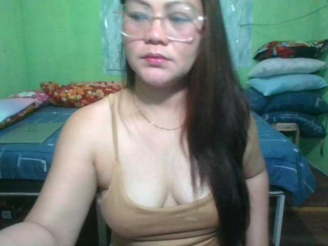 LUCKYME22 live cam preview