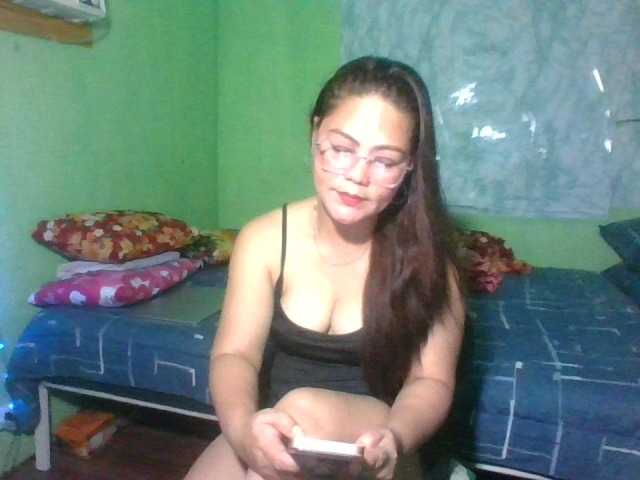 LUCKYME22 live cam on BongaCams