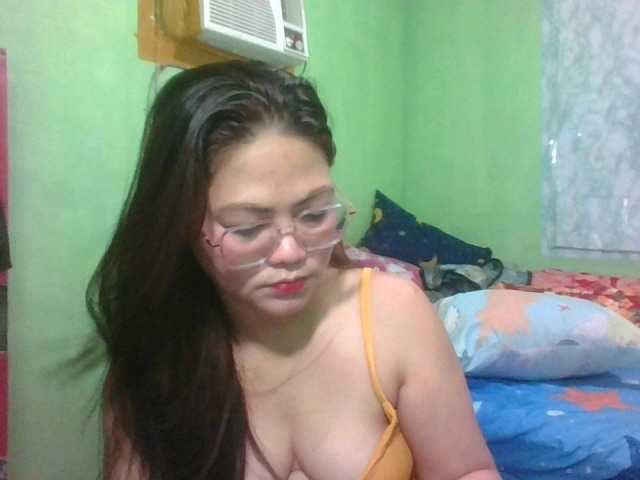 LUCKYME22 live cam on BongaCams