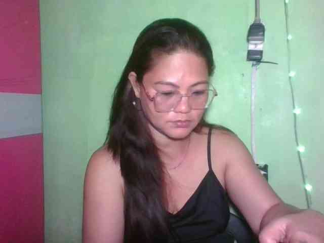 LUCKYME22 webcam