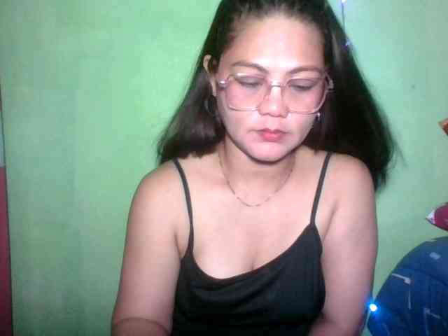 LUCKYME22 webcam