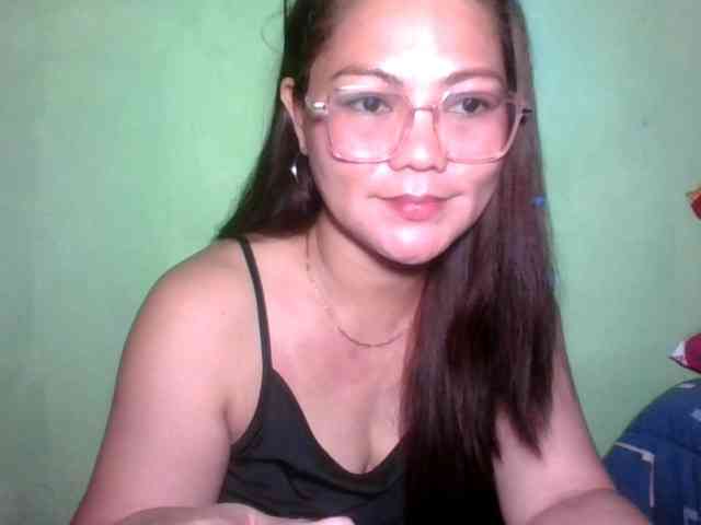 LUCKYME22 webcam
