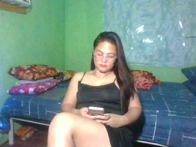 LUCKYME22 webcam