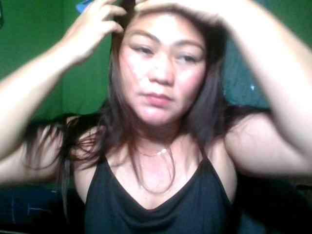 LUCKYME22 webcam
