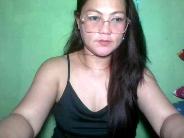 LUCKYME22 webcam