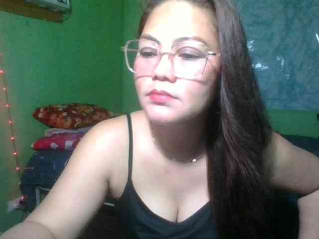 LUCKYME22 webcam
