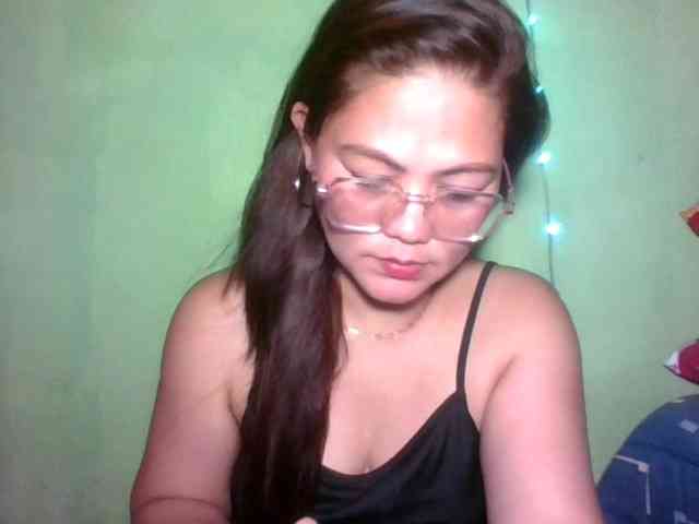 LUCKYME22 webcam