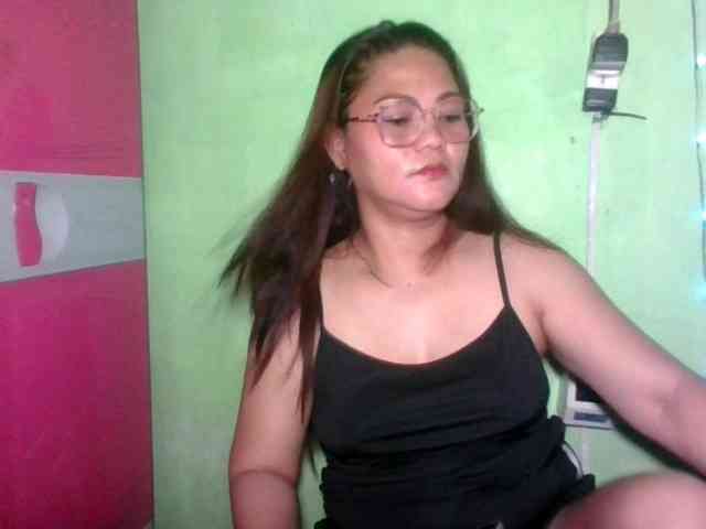 LUCKYME22 webcam