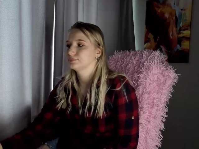 LillyFan-X live cam on BongaCams