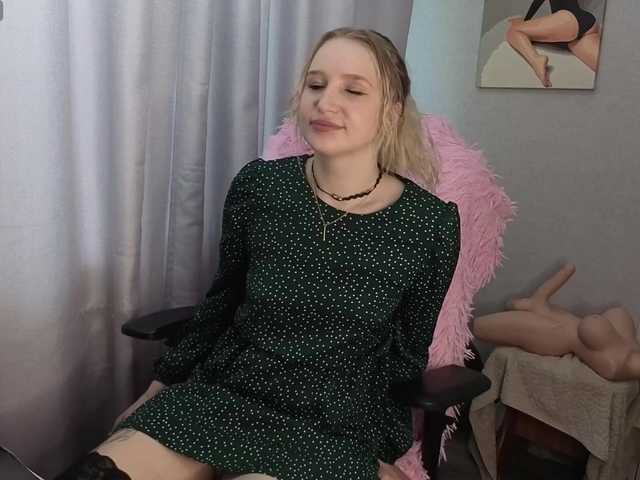 LillyFan-X live cam on BongaCams