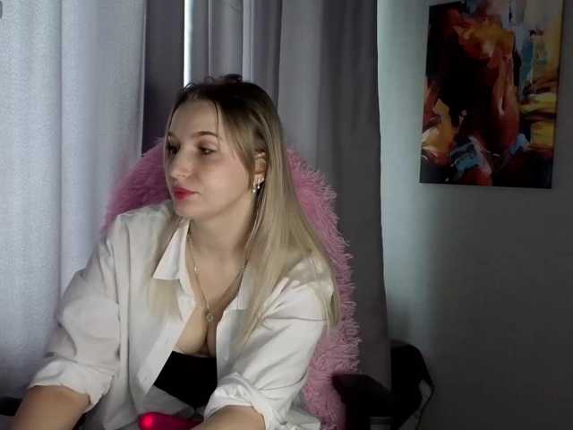 LillyFan-X live cam on BongaCams