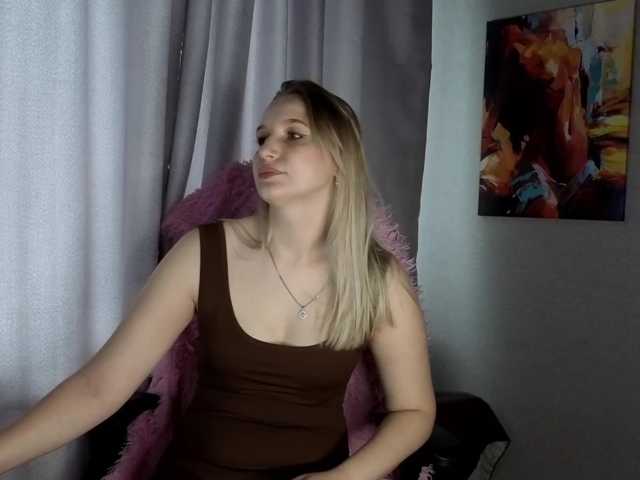 LillyFan-X live cam on BongaCams
