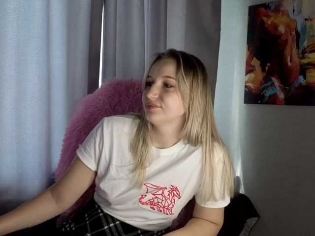LillyFan-X live cam on BongaCams