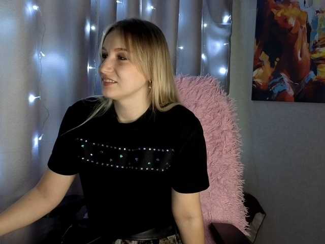 LillyFan-X live cam on BongaCams