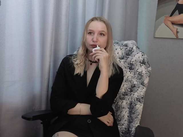 LillyFan-X live cam