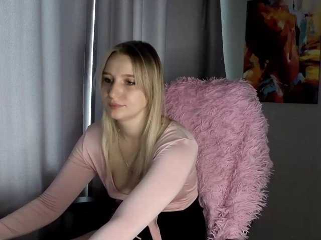 LillyFan-X live cam on BongaCams