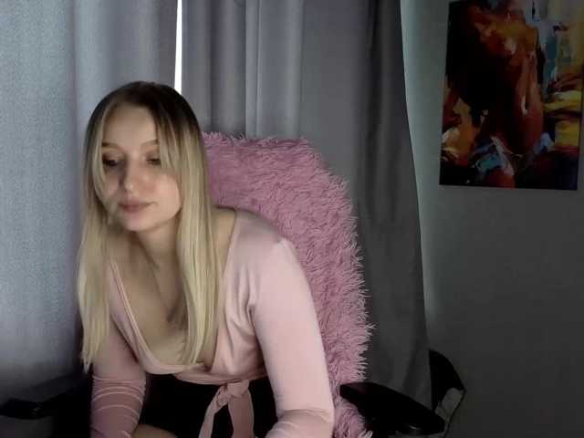 LillyFan-X live cam on BongaCams