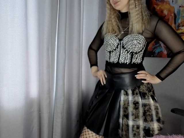 LillyFan-X live cam on BongaCams