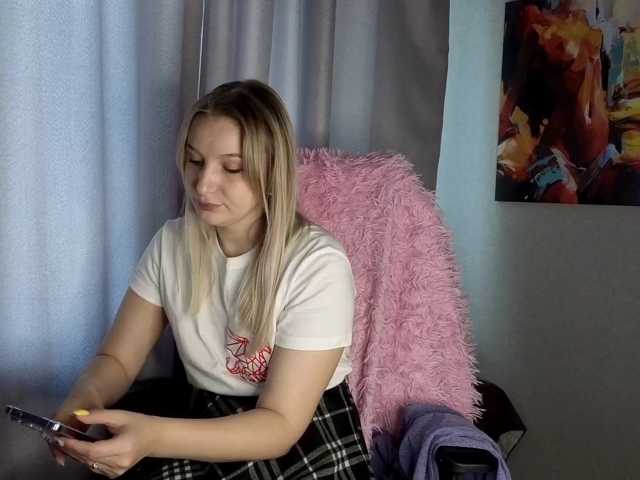 LillyFan-X live cam on BongaCams