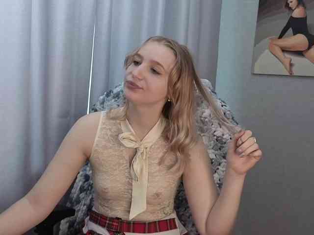 LillyFan-X Live Webcam on BongaCams