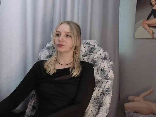 LillyFan-X Sex Cam Show