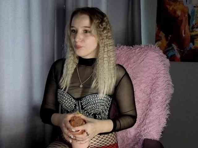 Model: LillyFan-X