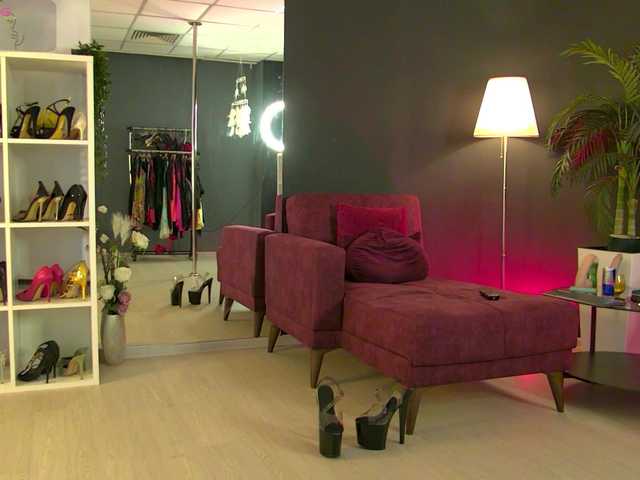MaddyHeart live webcam show