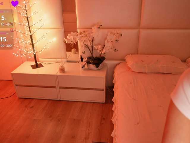 Rerince live cam on BongaCams