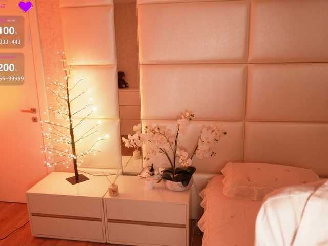 Rerince live cam on BongaCams