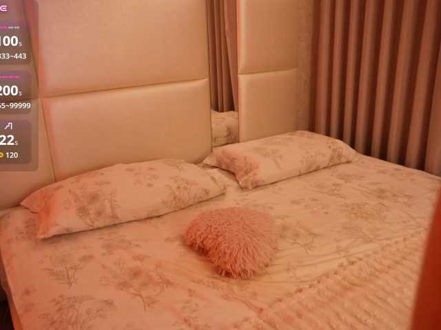 Rerince live cam on BongaCams