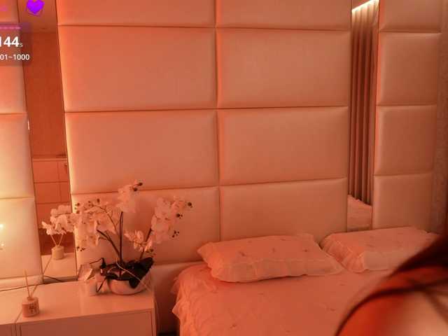 Rerince live cam on BongaCams