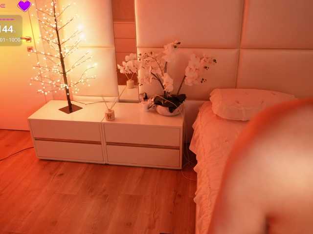 Rerince live cam on BongaCams