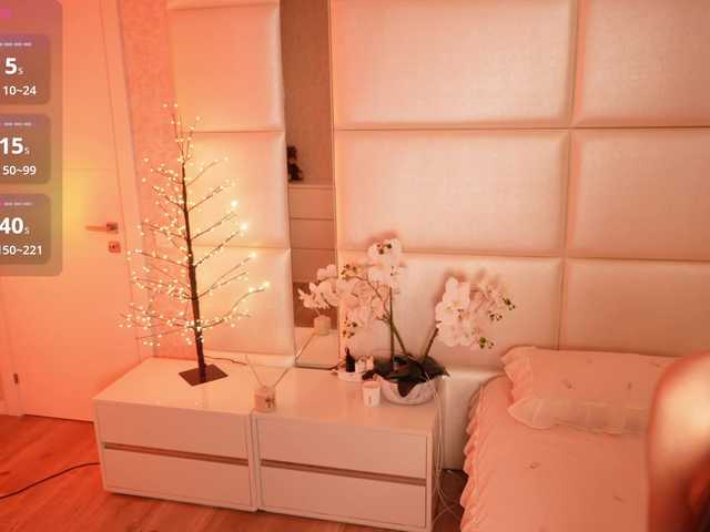 Rerince live cam on BongaCams