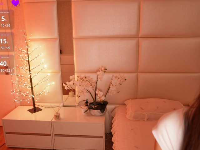 Rerince live cam on BongaCams