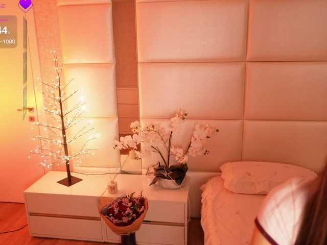 Rerince live cam on BongaCams