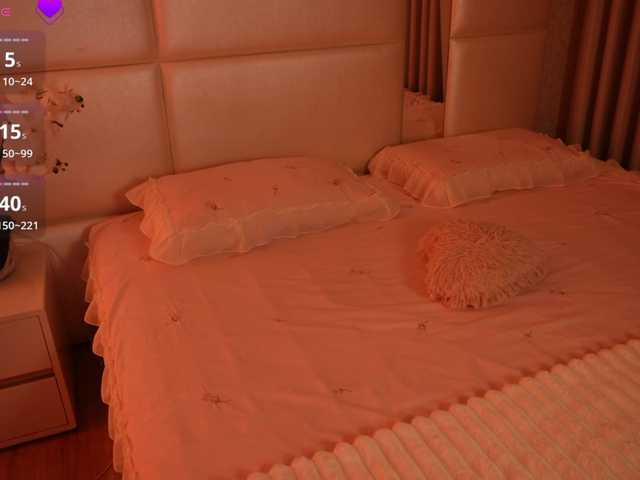 Rerince live cam on BongaCams