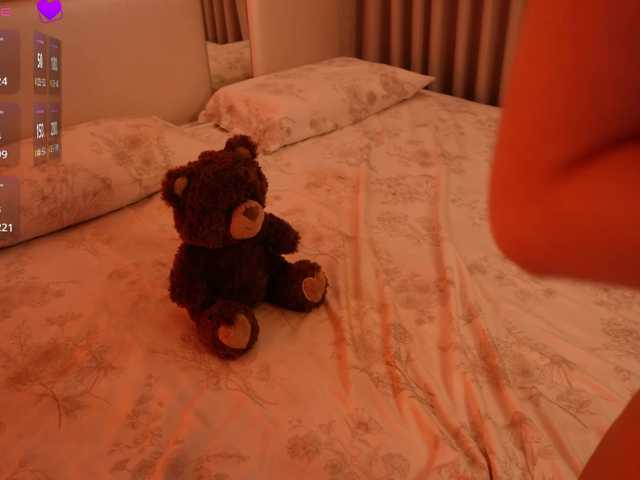 Rerince live cam on BongaCams