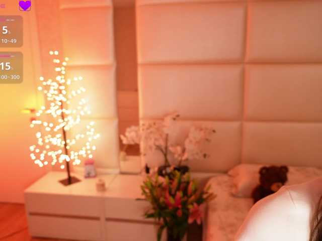Rerince live cam on BongaCams