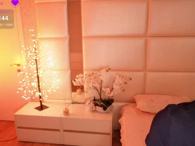 Rerince live cam on BongaCams