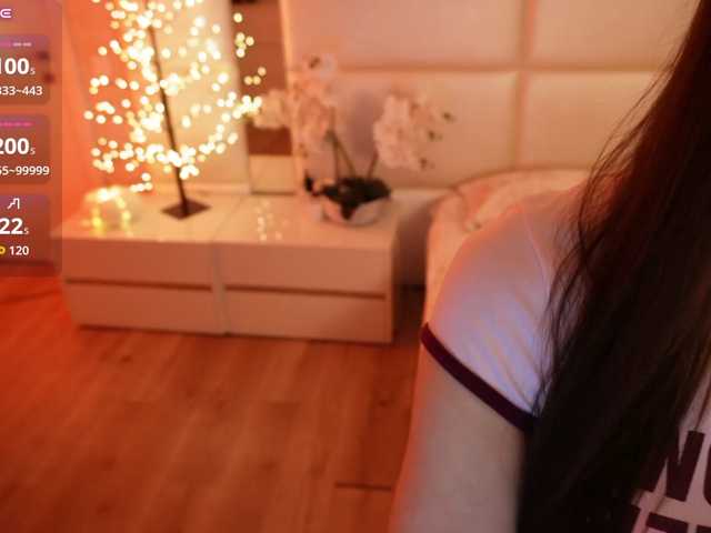 Rerince live cam on BongaCams