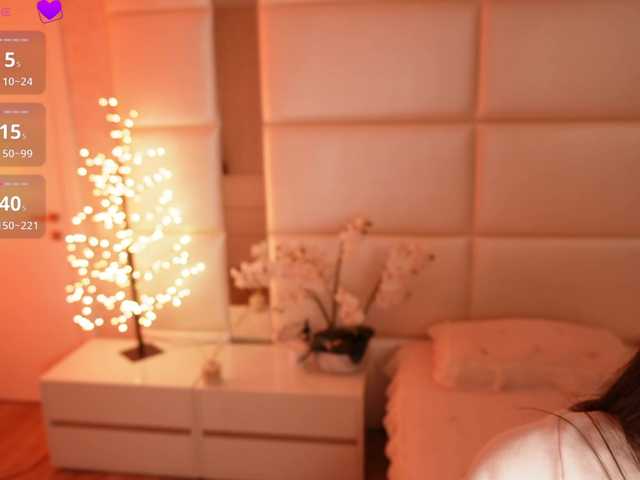 Rerince live cam on BongaCams
