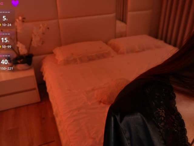 Rerince live cam on BongaCams