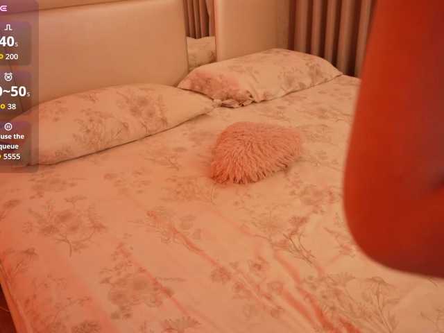 Rerince live cam on BongaCams