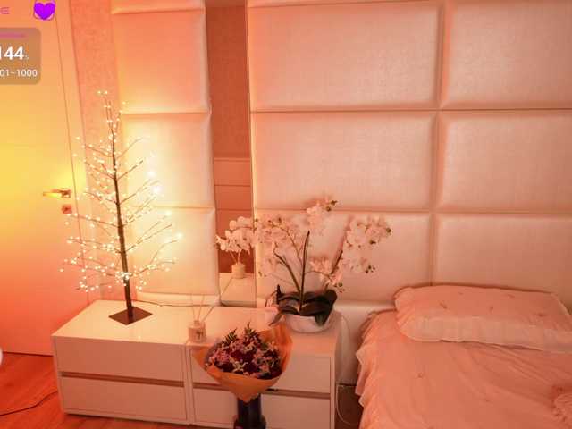 Rerince live cam on BongaCams