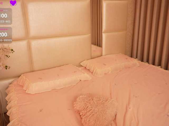 Rerince live cam on BongaCams