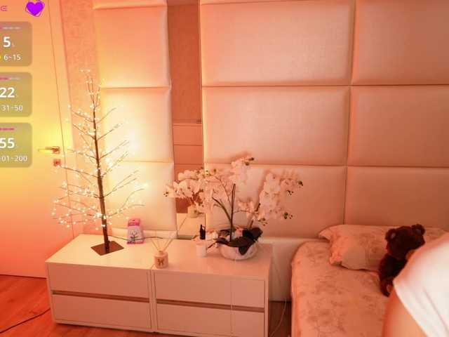 Rerince live cam on BongaCams