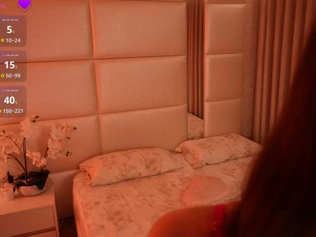 Rerince live cam on BongaCams