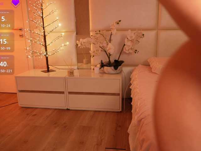 Rerince live cam on BongaCams